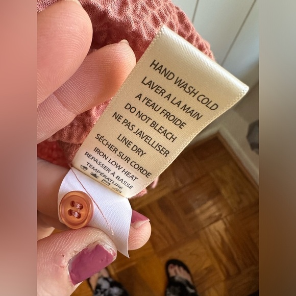 NWT Max Studio Coral Button Down Collared Women’s Blouse Size Medium - Picture 8 of 12